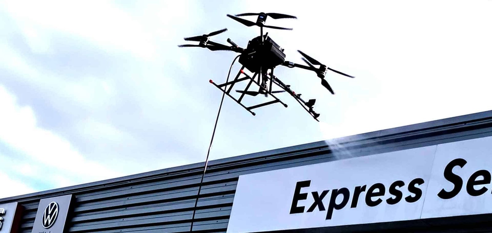 Nettoyage toiture par drone